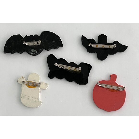 Set Of 5 Hand-Painted Halloween Pins Pin Ghost Bat Pumpkin Boo! Lot Teacher - Picture 3 of 3
